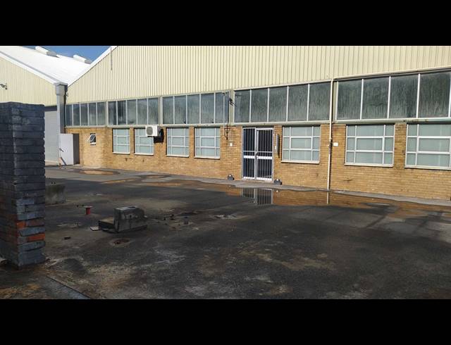 2,881M² WAREHOUSE TO LET IN EPPING INDUSTRIAL